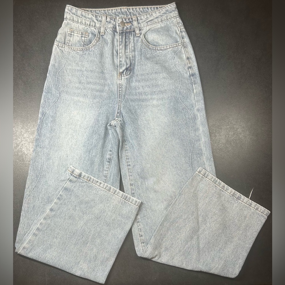 Dazy Women’s Size S (24x27) Wide Leg High Rise Relaxed Denim Jeans
